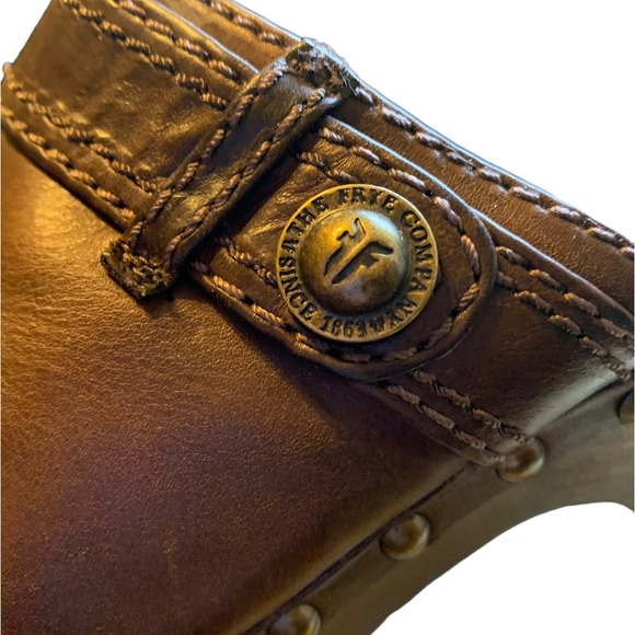FRYE Since 1863 Women's ALL REAL LEATHER Dark Brown Aurora Button Clogs Worn 1X - Picture 5 of 9